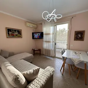 https://fantastic-beach-view-at-ariels-house.albaniahotels.org